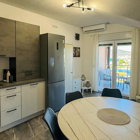 G&g Razanj - Seaview & Garden Bbq *