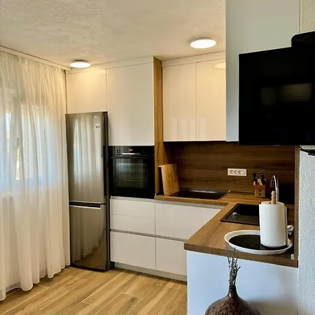 G&g Razanj - Seaview & Garden Bbq Apartman *