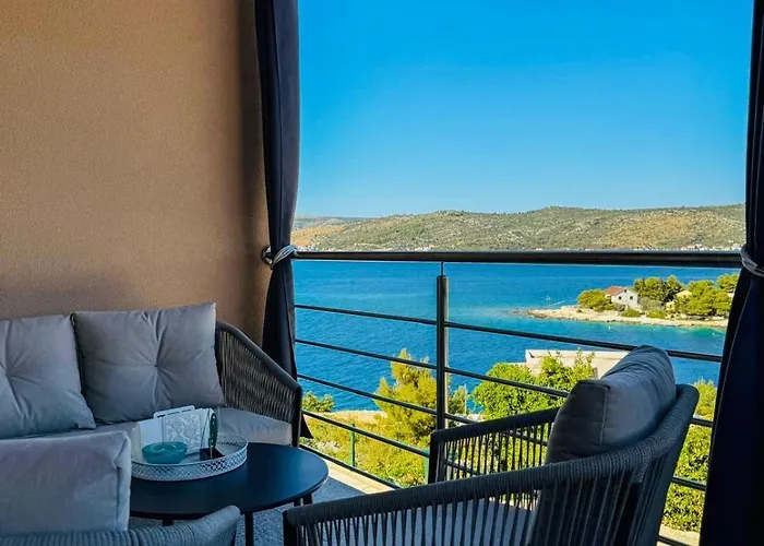 Apartman G&g Razanj - Seaview & Garden Bbq Rogoznica